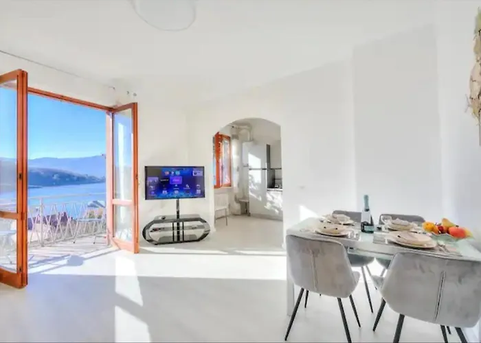 With View Maggiore/laveno Mombello *