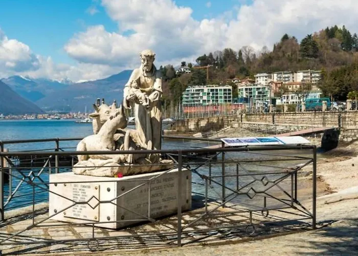 With View Maggiore/laveno Mombello Laveno