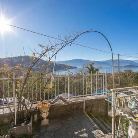 With View Maggiore/laveno Mombello