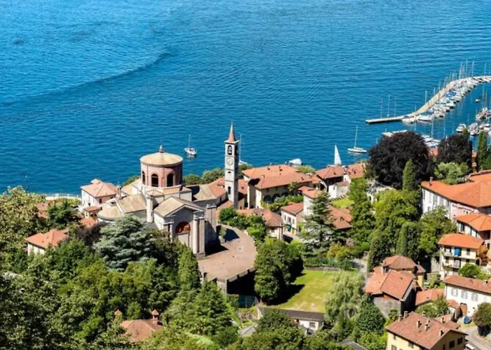 With View Maggiore/laveno Mombello Apartament *