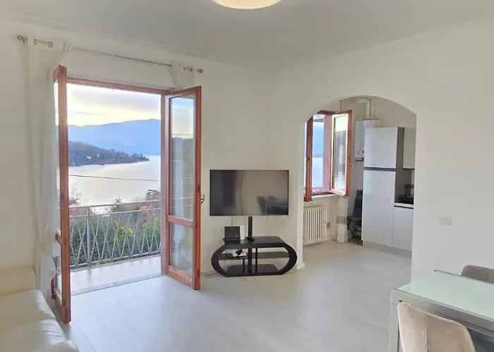 Apartament With View Maggiore/laveno Mombello