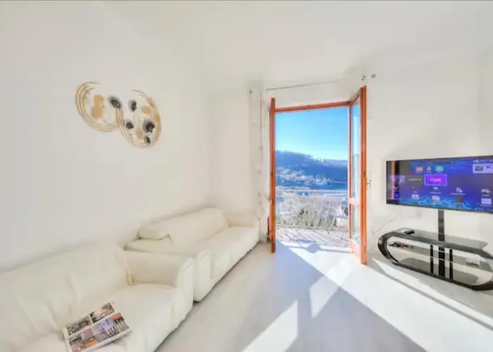 With View Maggiore/laveno Mombello